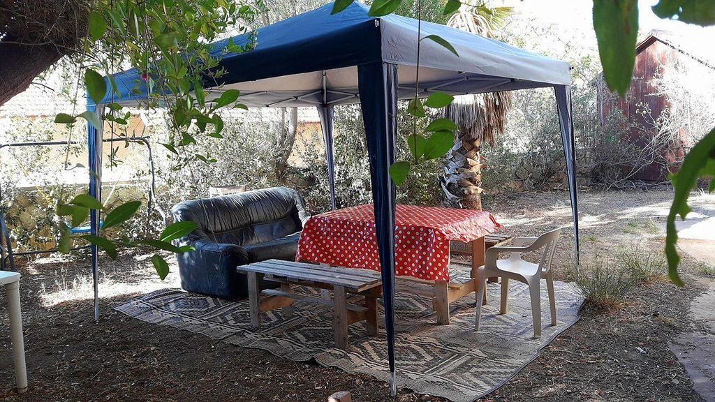 Lesanel - Guest House Arad Exterior photo